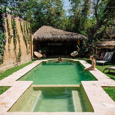 Хостел Tabachin Del Puerto Brisas de Zicatela Екстер'єр фото